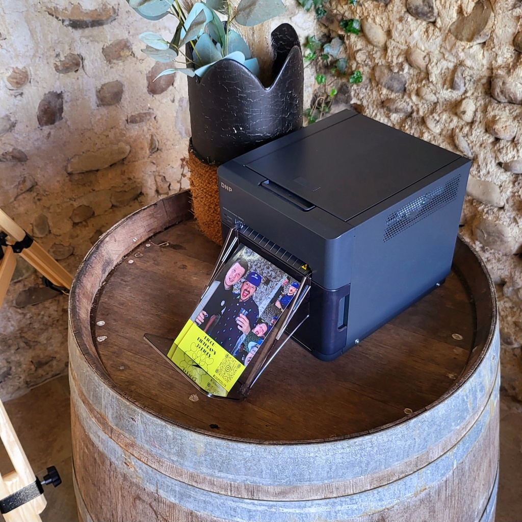 Borne photo Selfie Photobooth avec 150 impressions